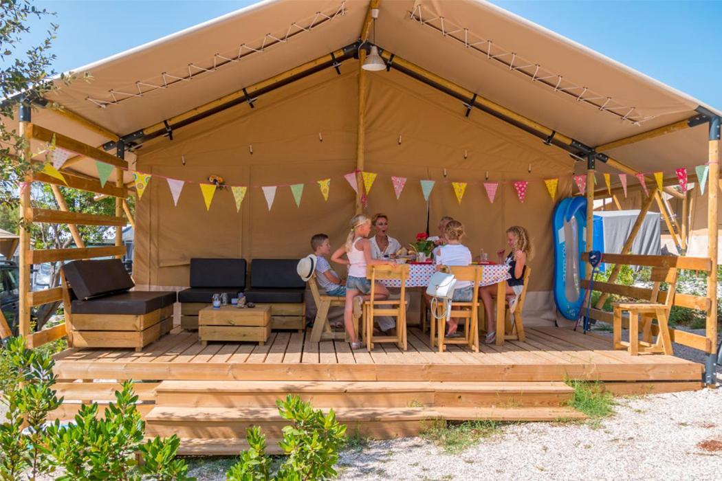 روفينج Vacanceselect Premium Lodge Polari المظهر الخارجي الصورة